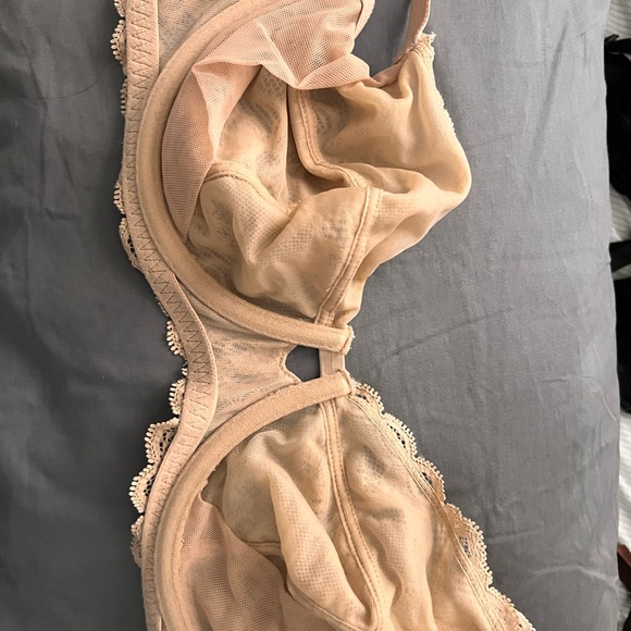 Brand new Calvin Klein bra 32dd - Picture 10 of 10